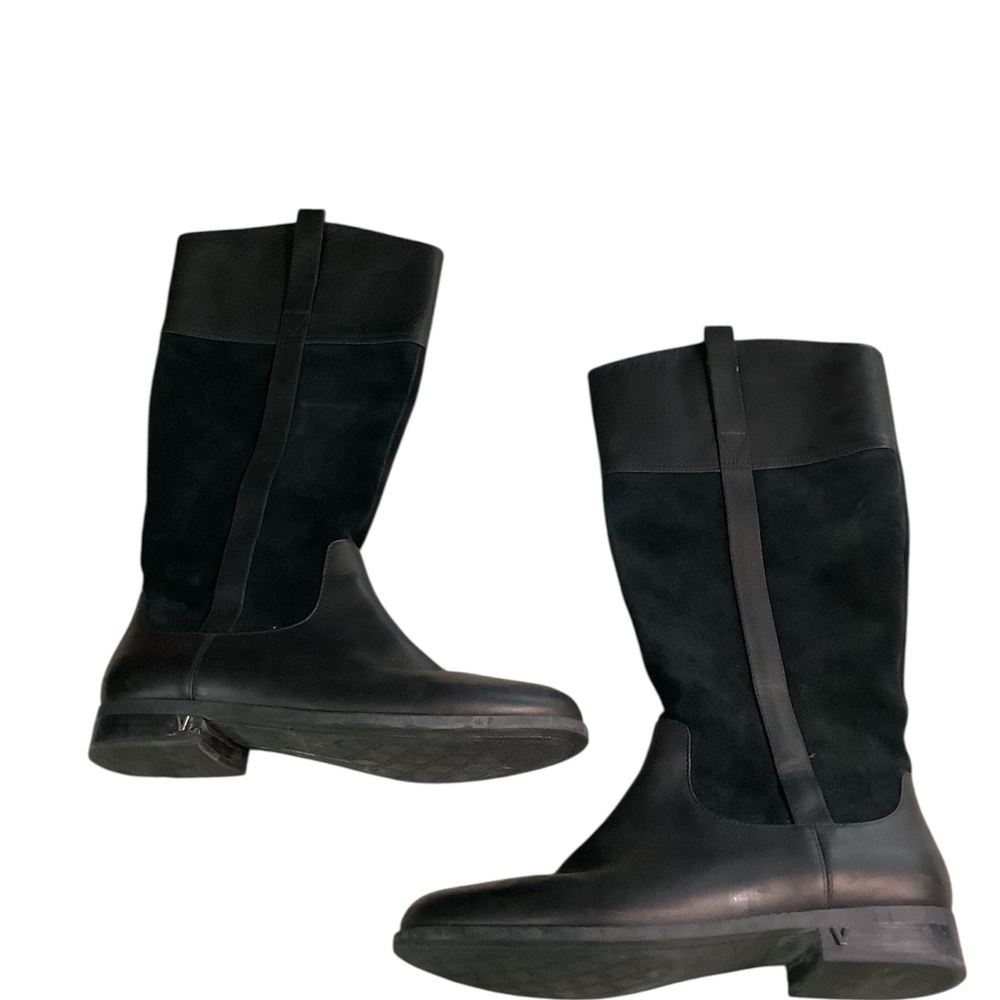 Vionic Black Leather and Suede Boots